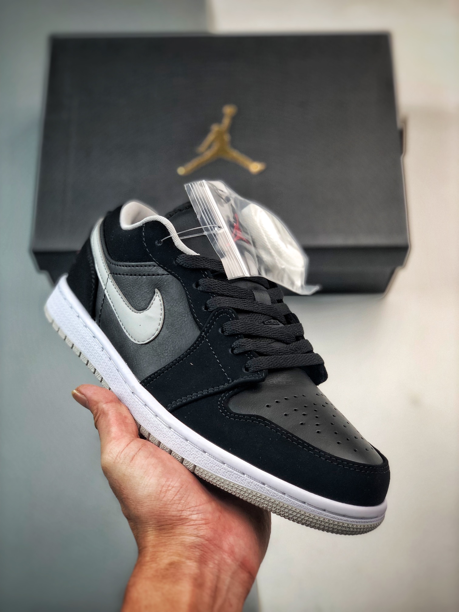 Jordan 1 Low Black Wolf Grey