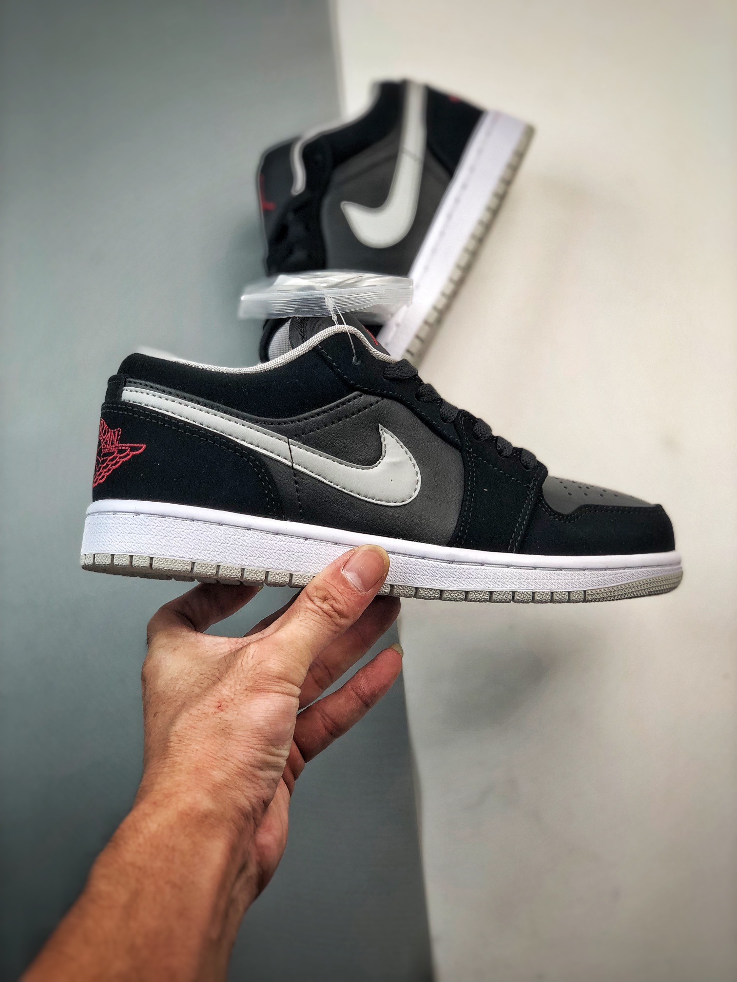 Jordan 1 Low Black Wolf Grey