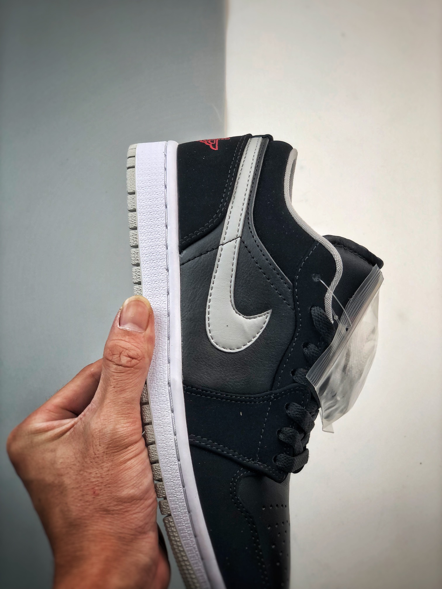 Jordan 1 Low Black Wolf Grey