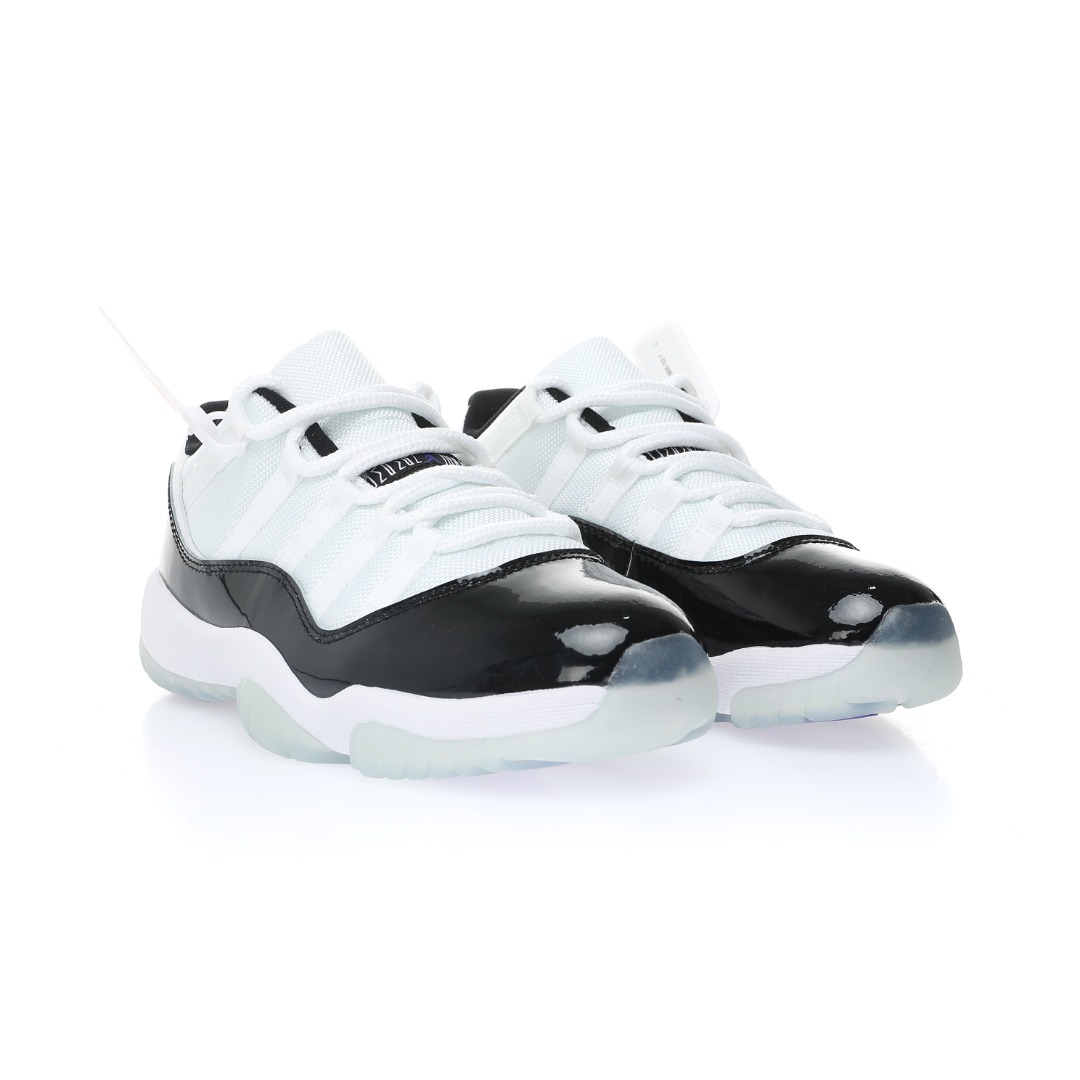 Jordan 11 Retro Low Concord