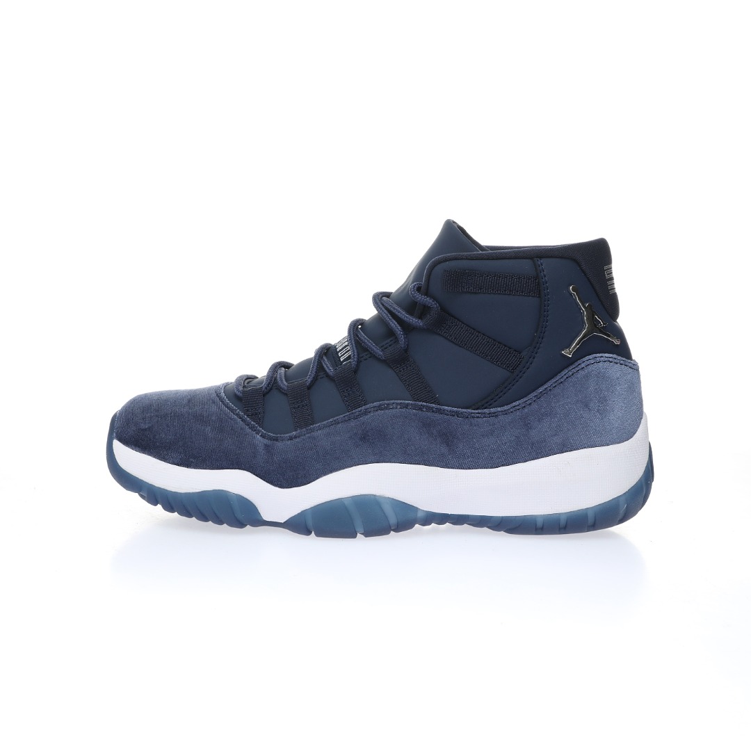 Jordan 11 Retro Midnight Navy 