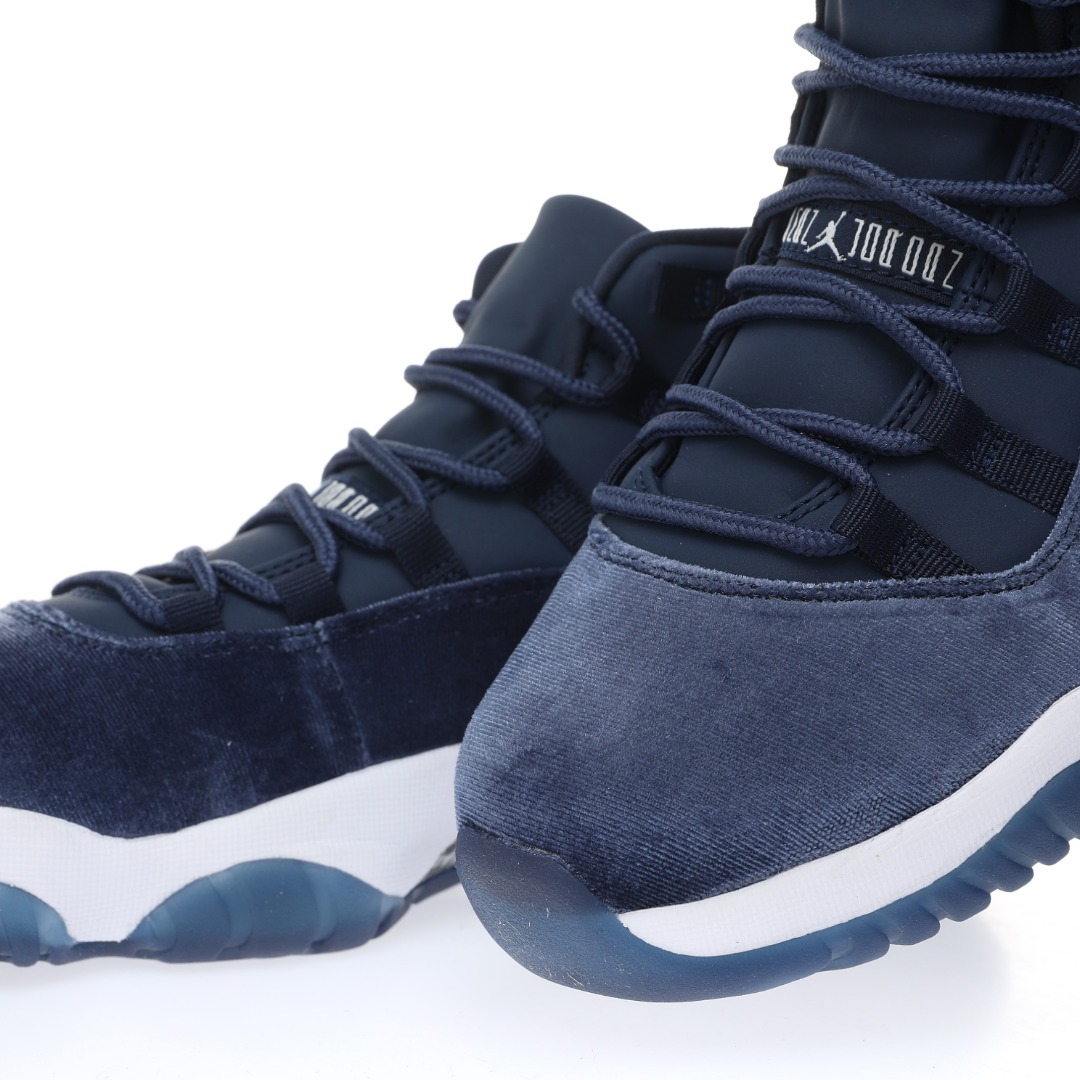 Jordan 11 Retro Midnight Navy 