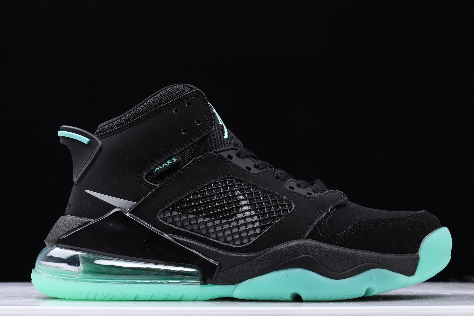 Jordan Mars 270 Black Green Glow