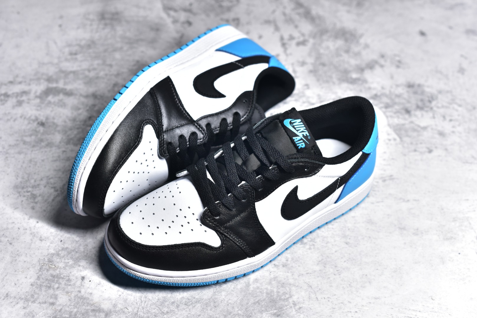 AIR JORDAN 1 OG LOW "DARK POWDER BLUE"