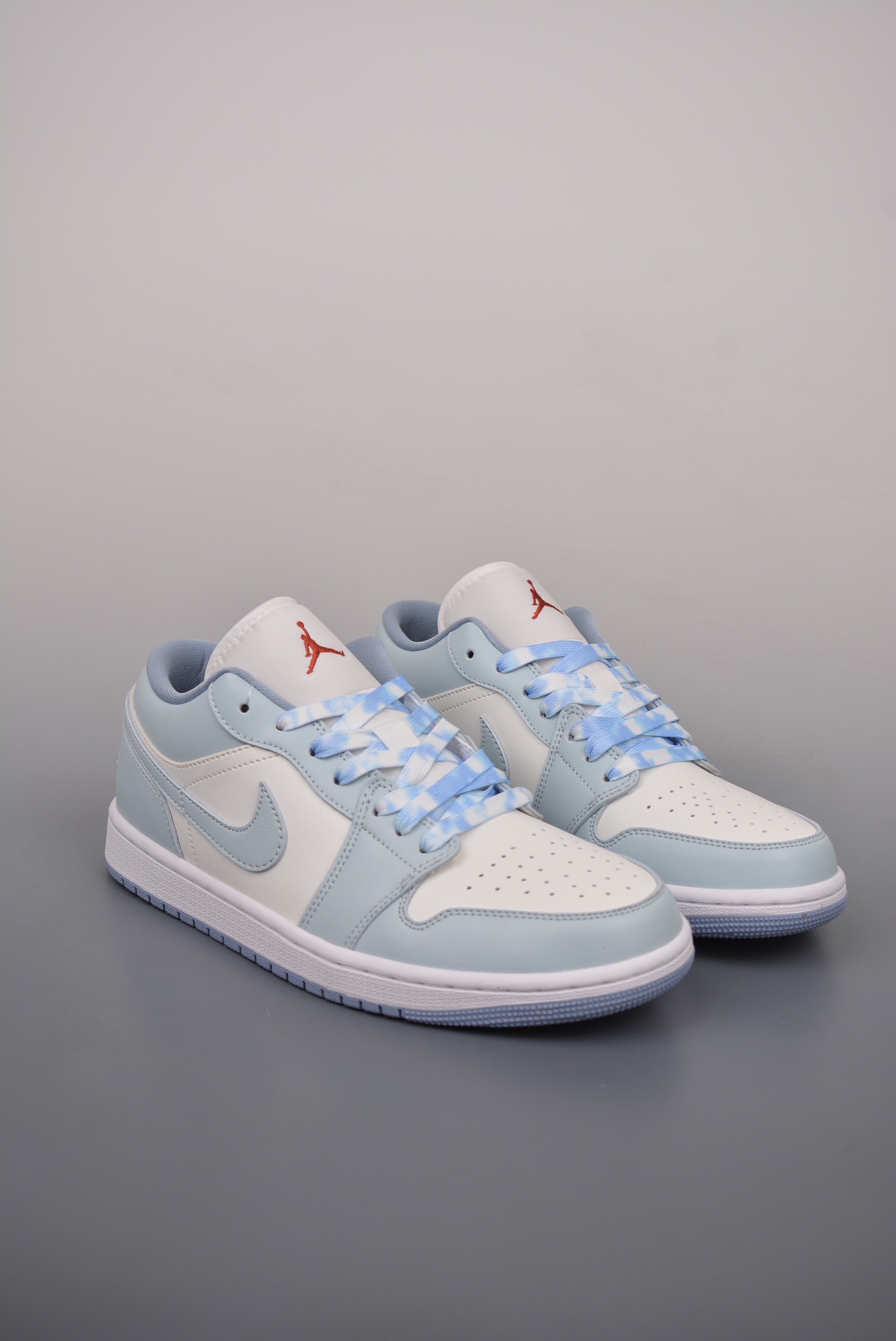 Air Jordan 1 Low White Ice Blue