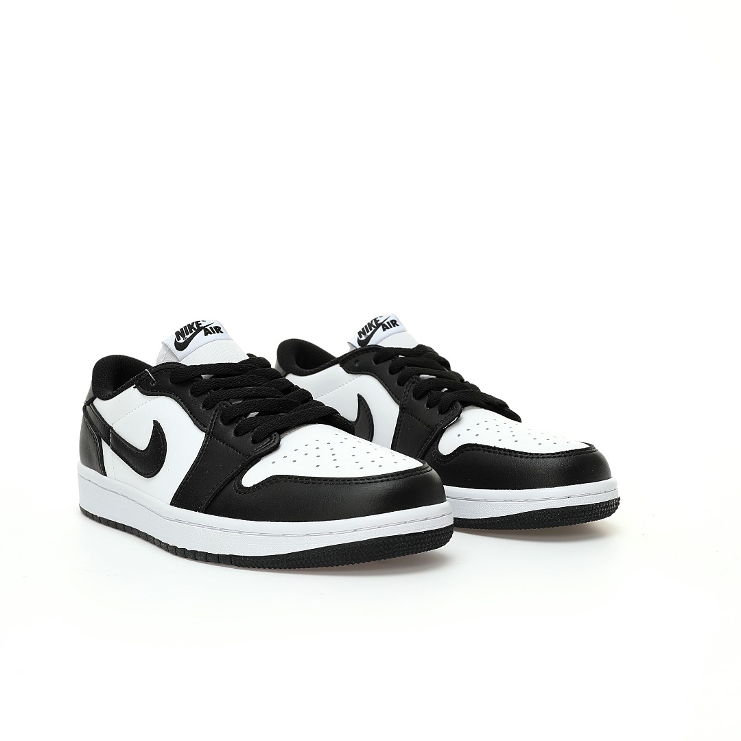 Air Jordan 1 Retro Low OG"Black/White/Pande"