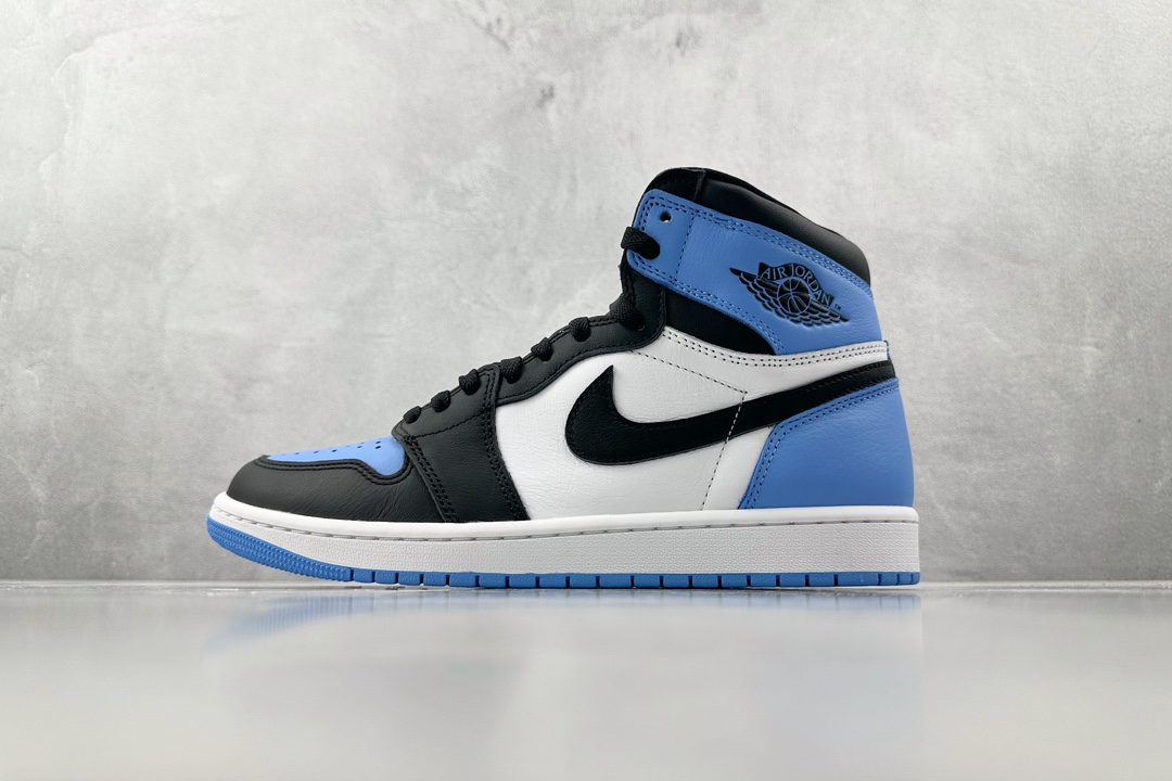 Jordan 1 Retro High OG UNC Toe (GS)