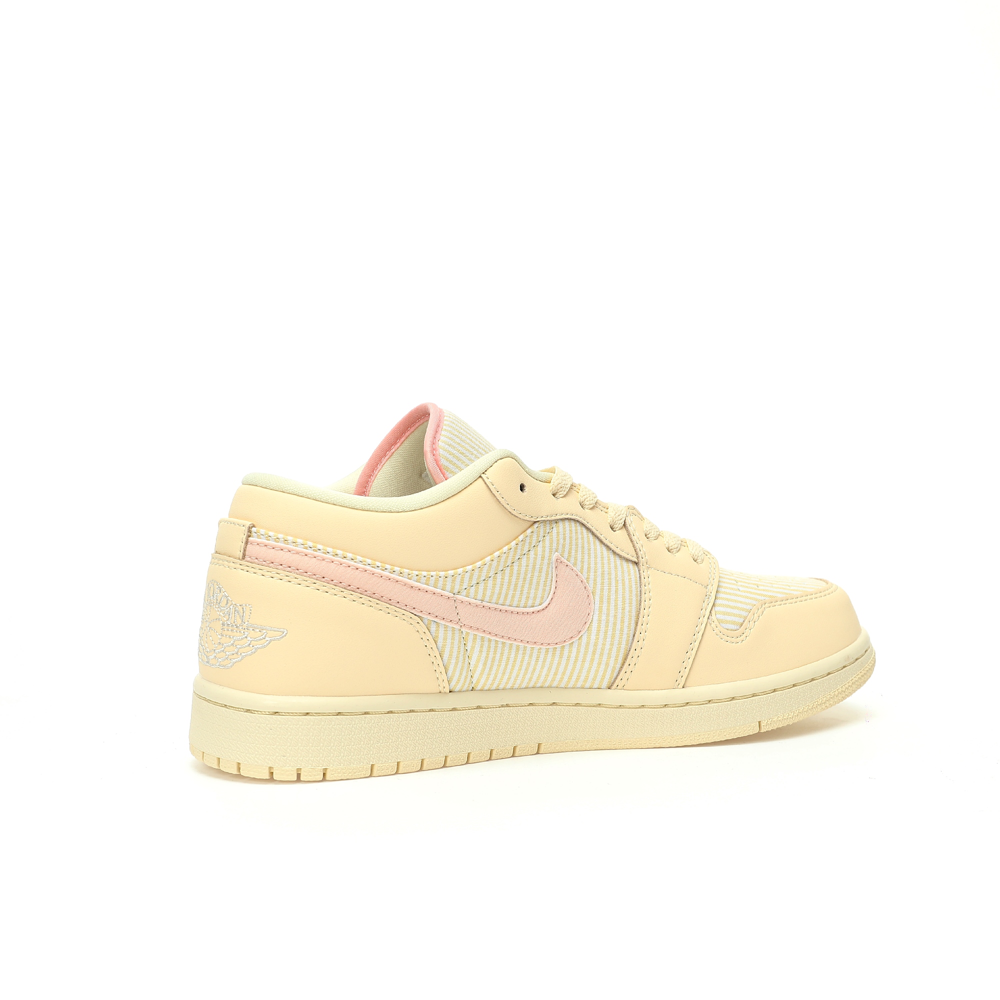 Nike Wmns Air Jordan 1 Low SE"Linen Legend Pink"