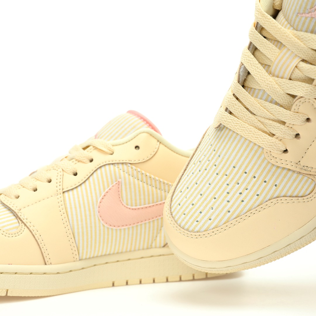 Nike Wmns Air Jordan 1 Low SE"Linen Legend Pink"