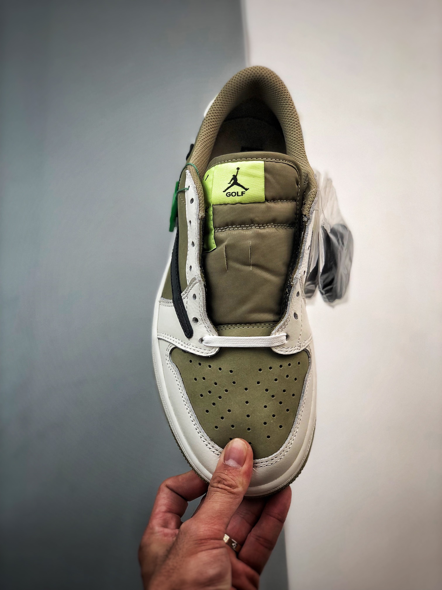 Jordan 1 Retro Low Golf Travis Scott Neutral Olive