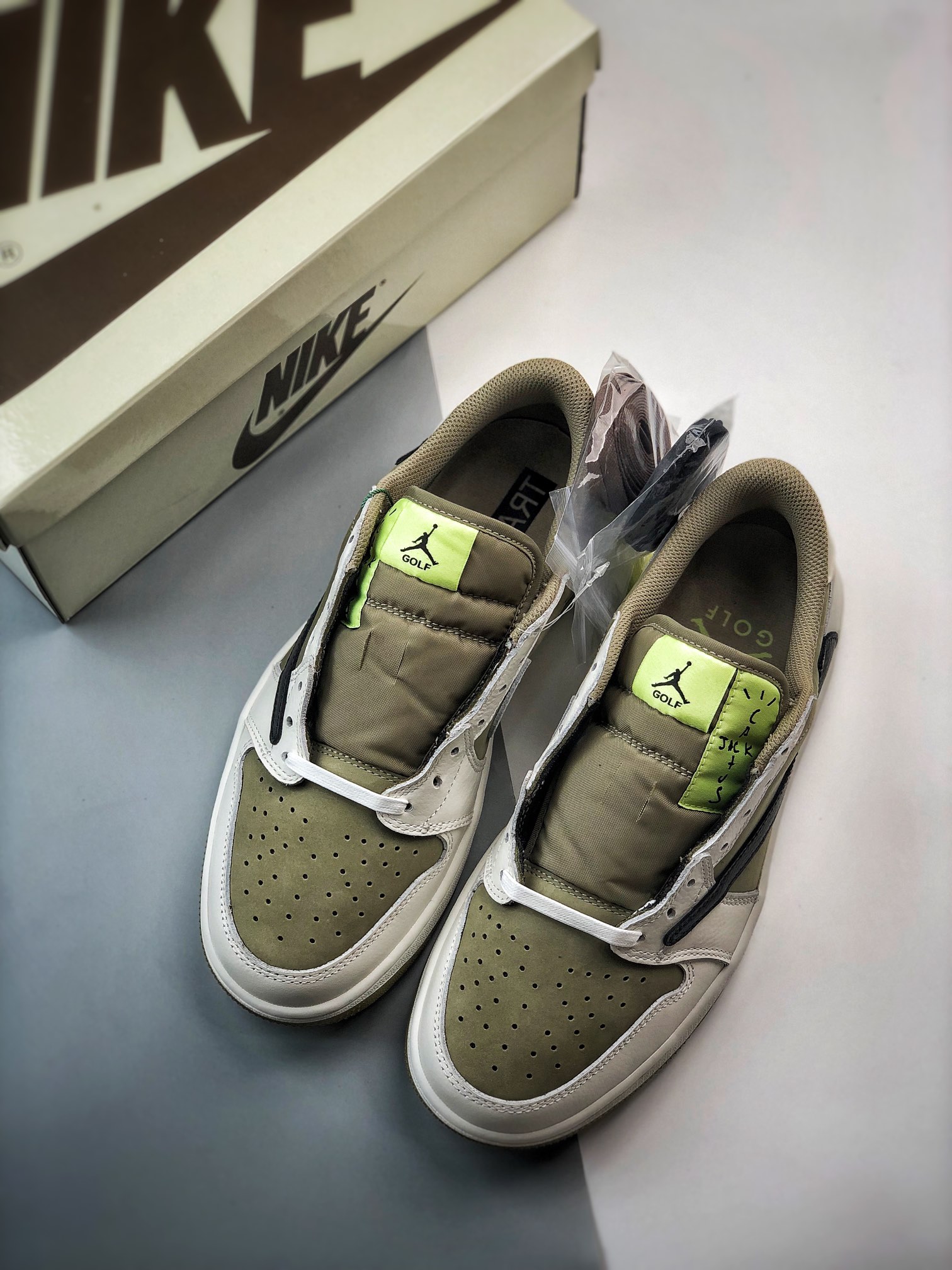 Jordan 1 Retro Low Golf Travis Scott Neutral Olive