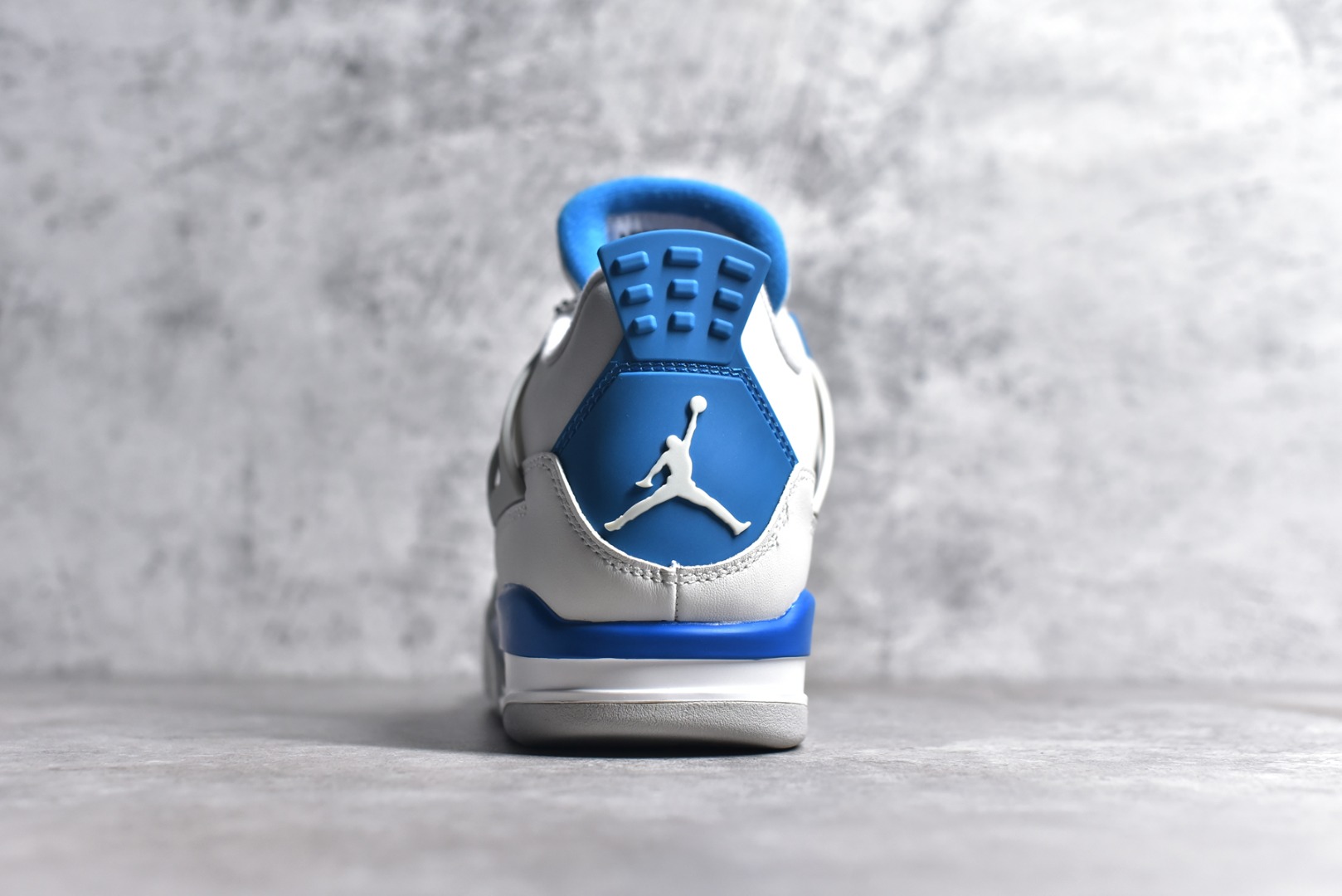 Jordan 4 Retro Military Blue (2012)