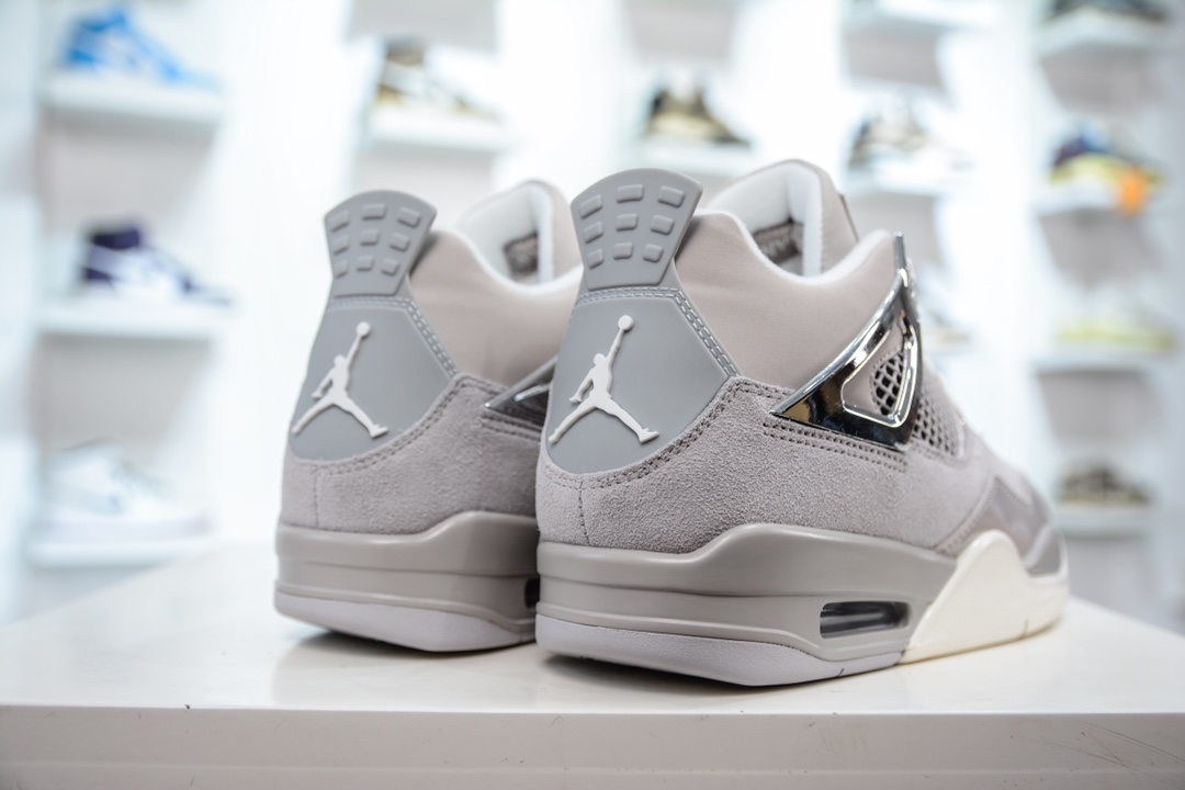 Jordan 4 Retro Frozen Moments (Women's)