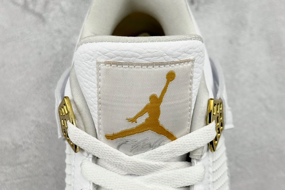 Jordan 4 Retro Metallic Gold (Women's)