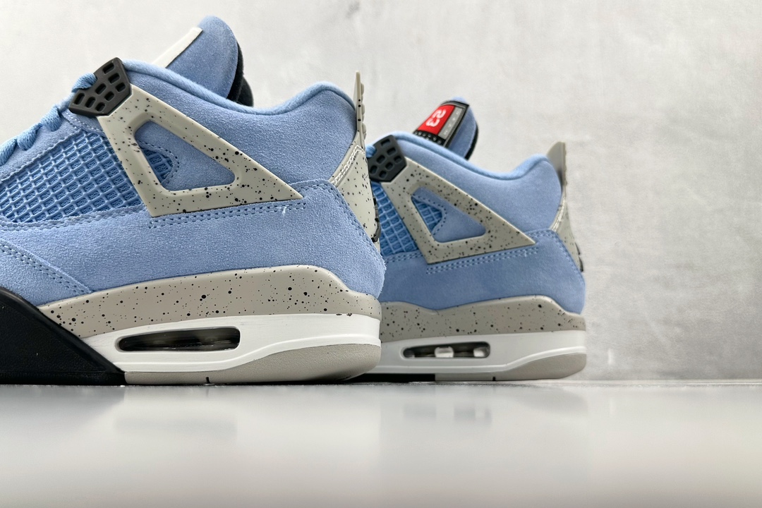 Jordan 4 Retro University Blue