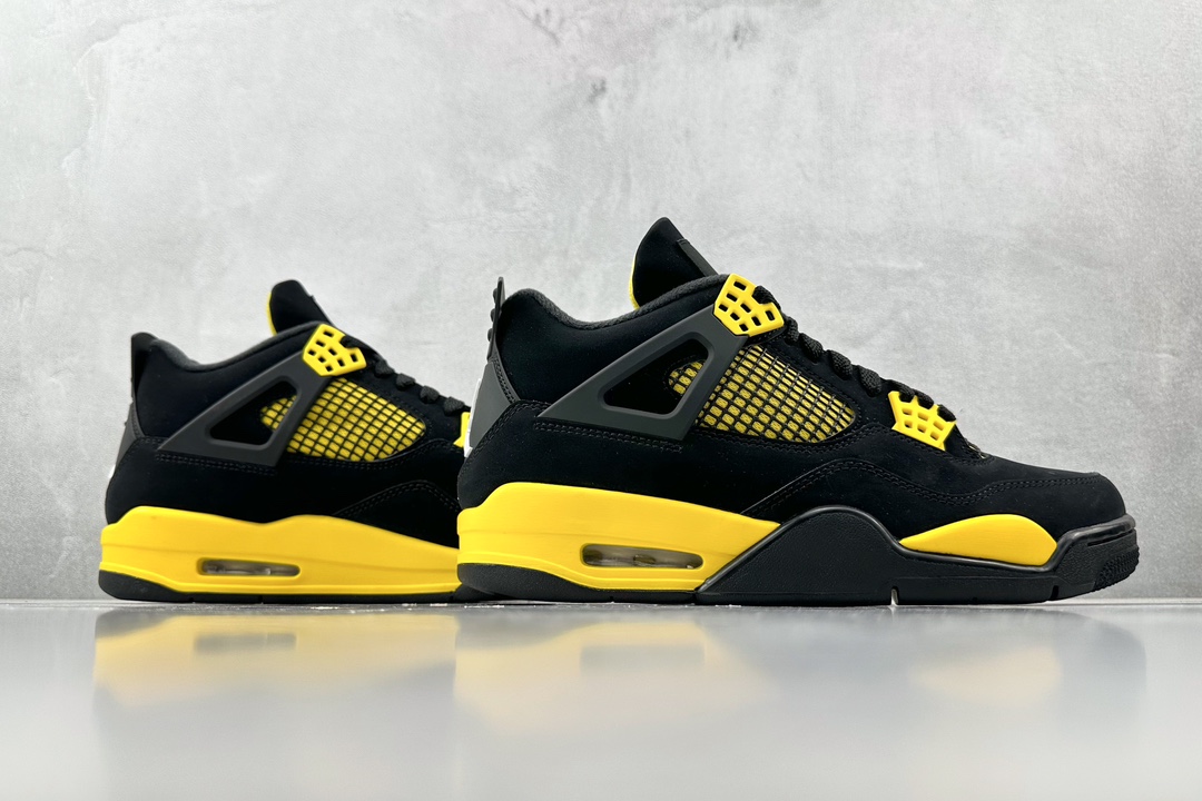 Jordan 4 Retro Thunder (2023)