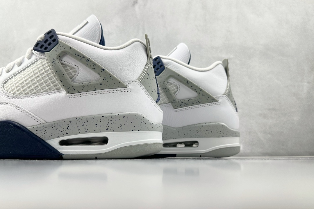 Jordan 4 Retro Midnight Navy