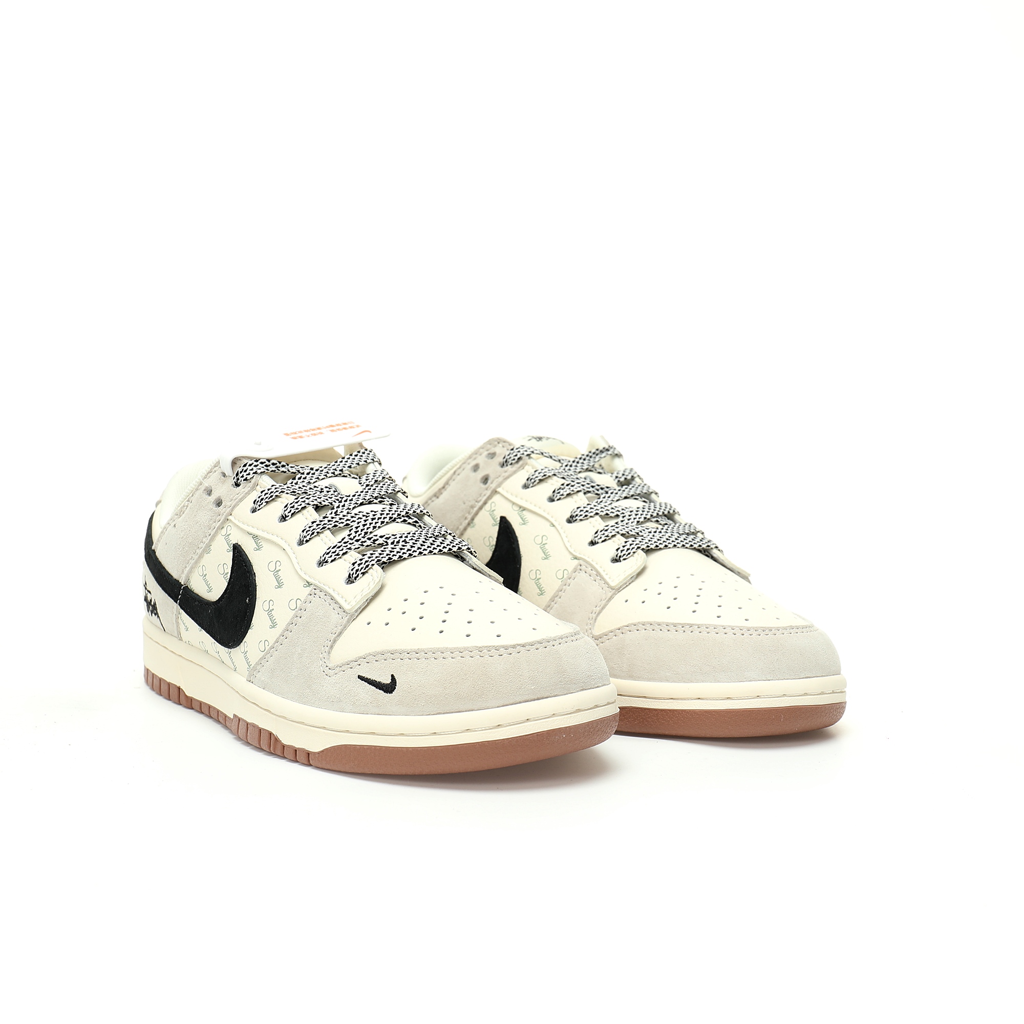 Nike By You SB Dunk Low Retro SP x Stussy