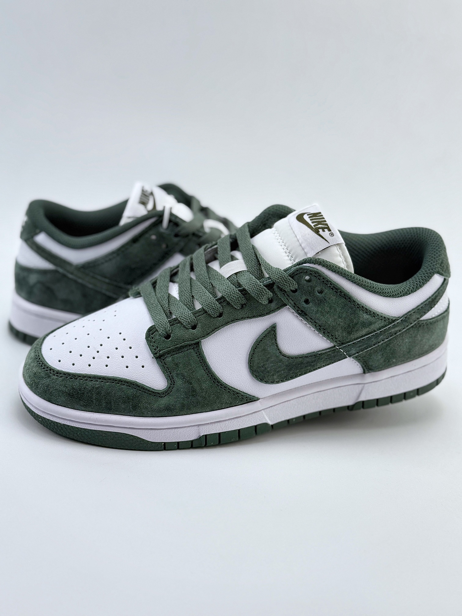 Nike Dunk Low Next Nature Viintage Green