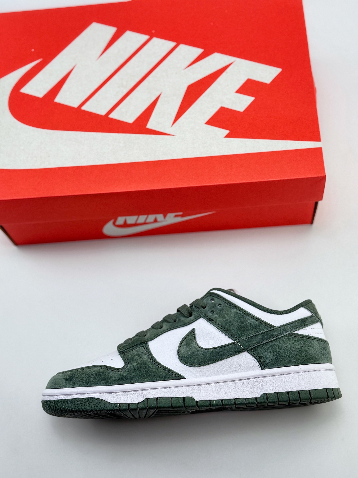 Nike Dunk Low Next Nature Viintage Green