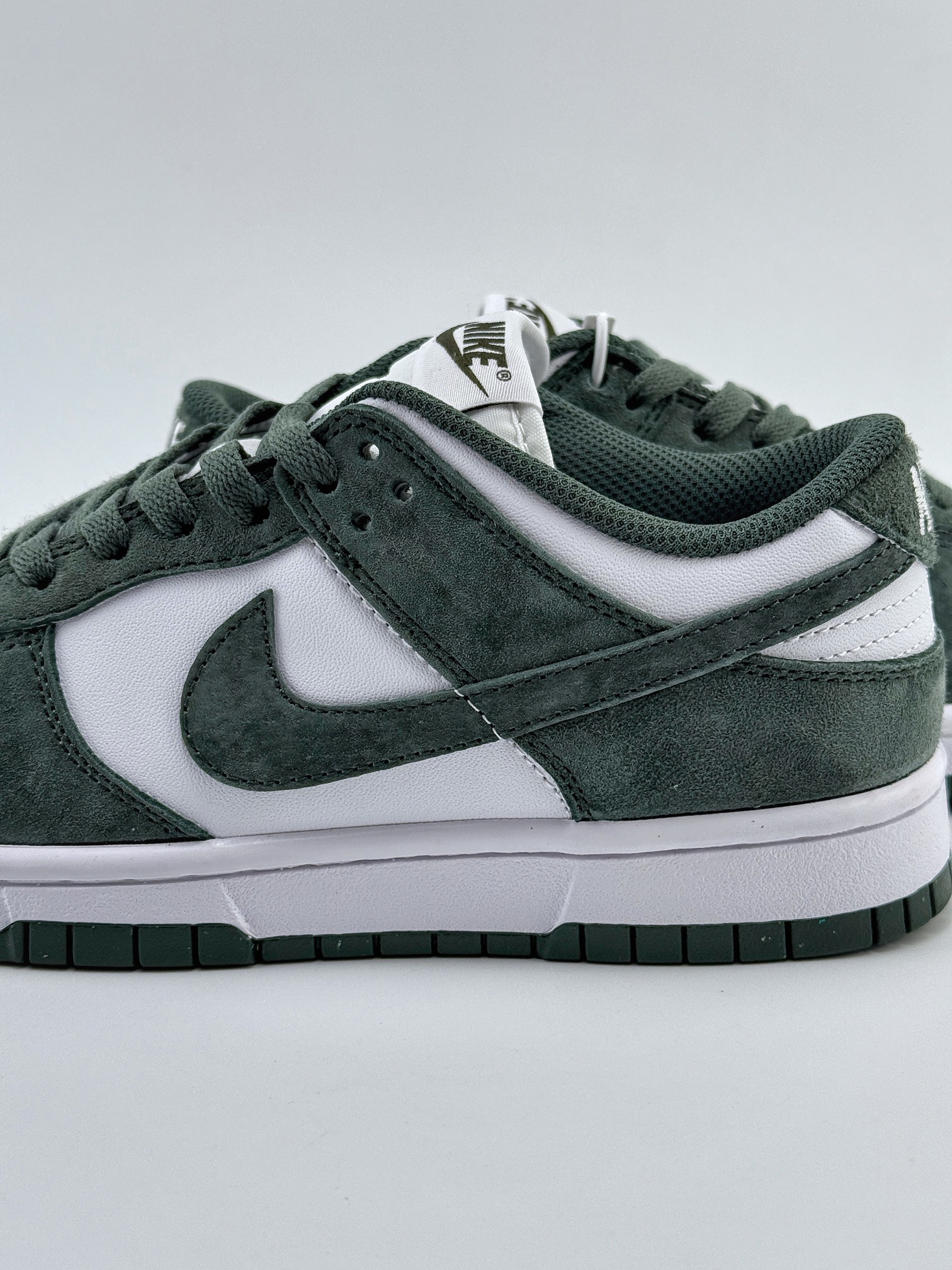 Nike Dunk Low Next Nature Viintage Green