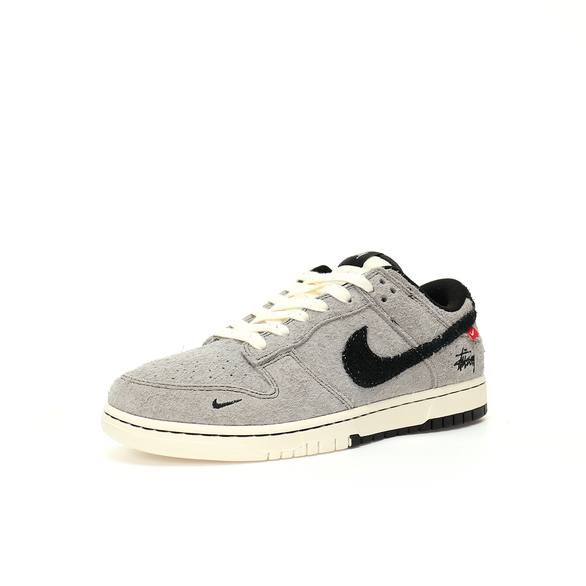 Nike By You SB Dunk Low Retro x Supremex Stussy