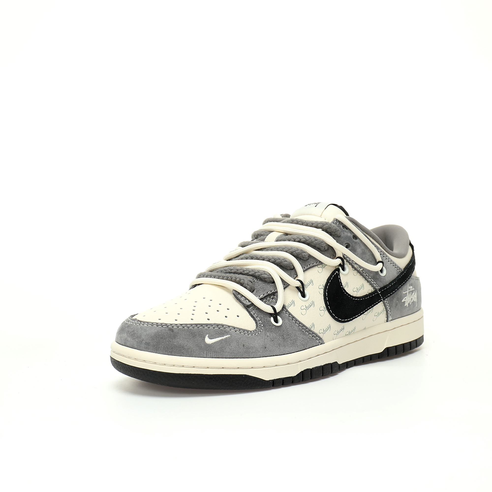 Nike By You SB Dunk Low Retro SP x Stussy