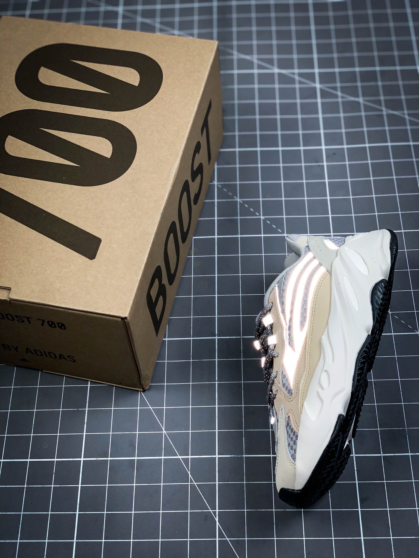 adidas Yeezy Boost 700 V2 Cream