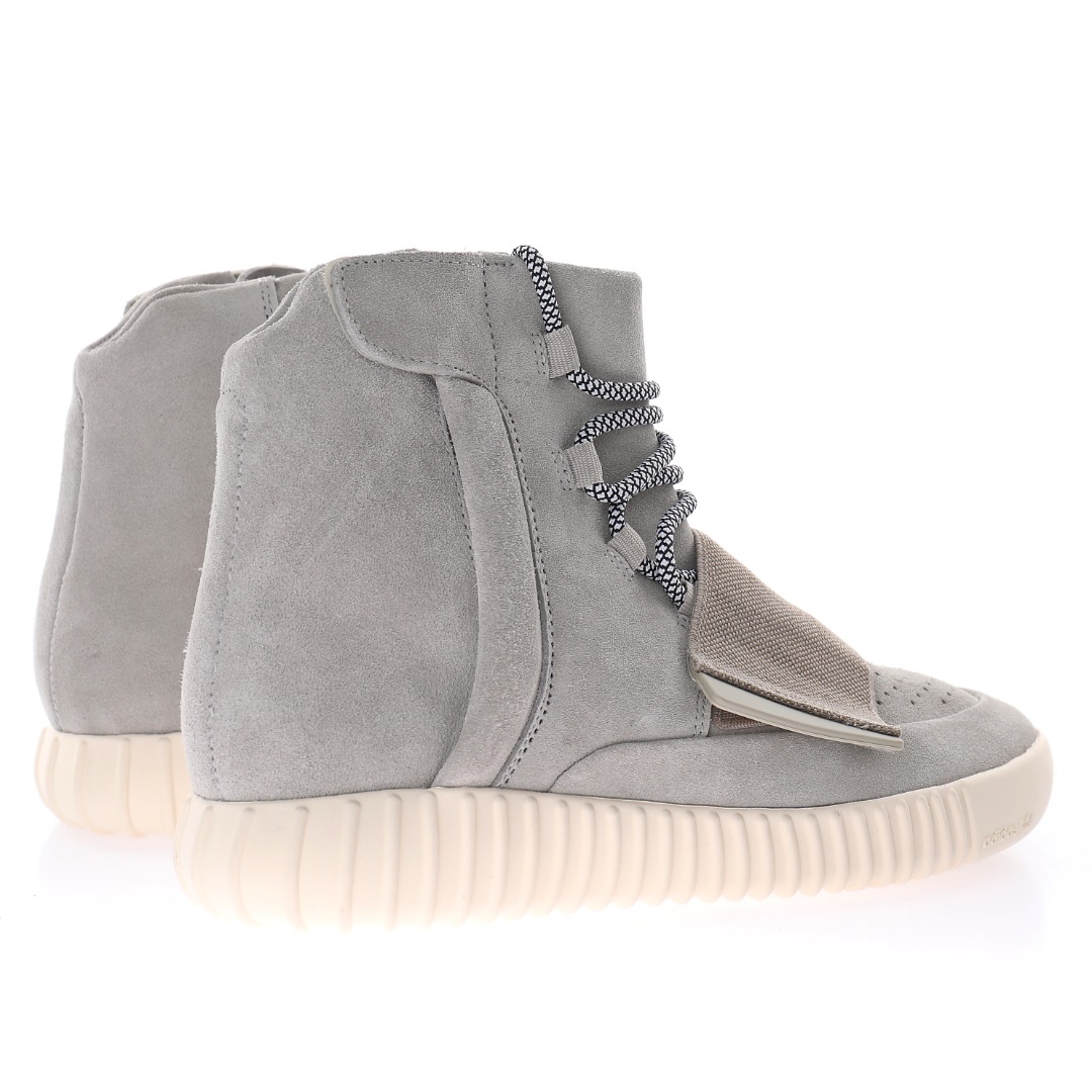 adidas Yeezy Boost 750 OG Light Brown