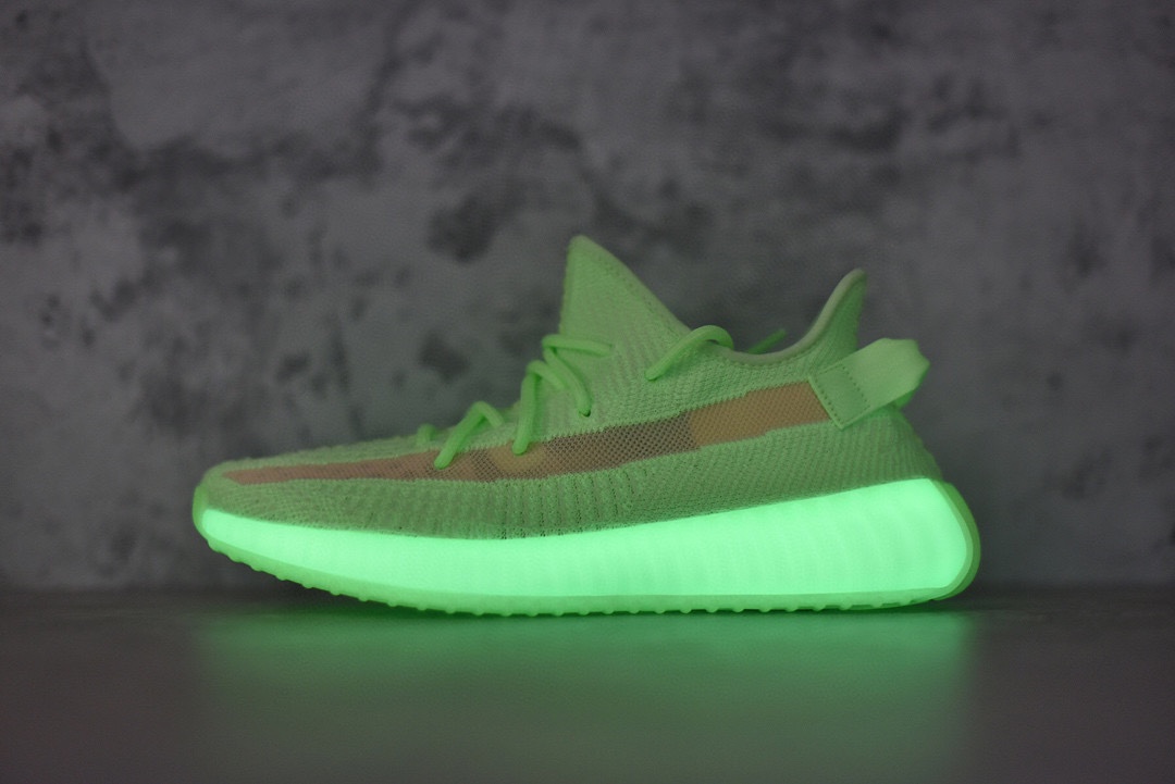 adidas Yeezy Boost 350 V2 Glow