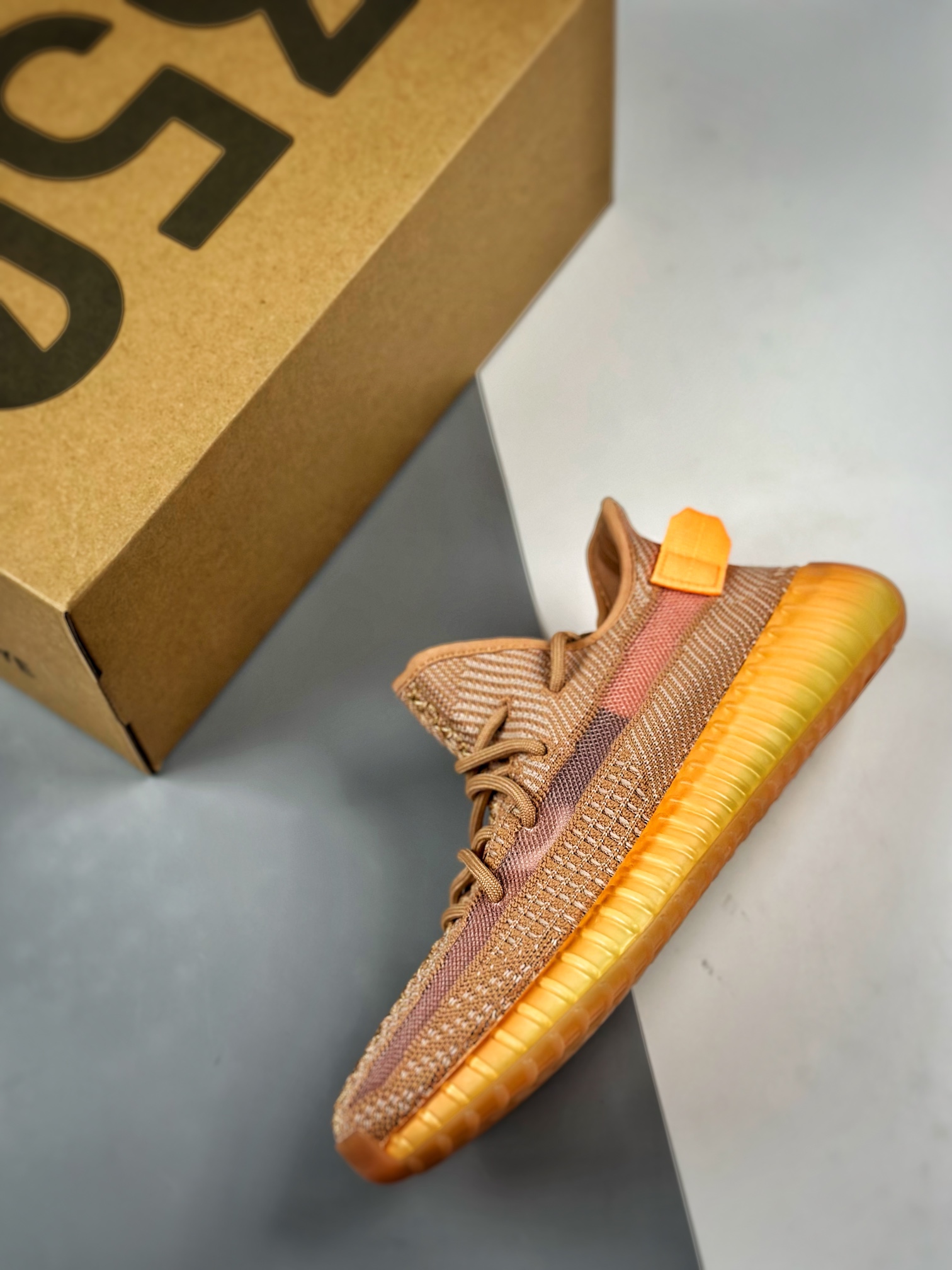 adidas Yeezy Boost 350 V2 Clay