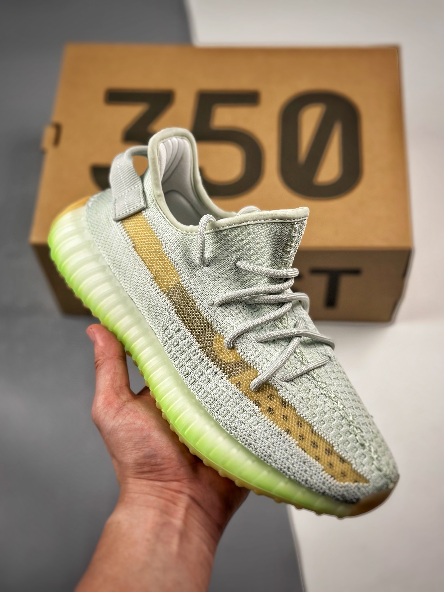 adidas Yeezy Boost 350 V2 Hyperspace