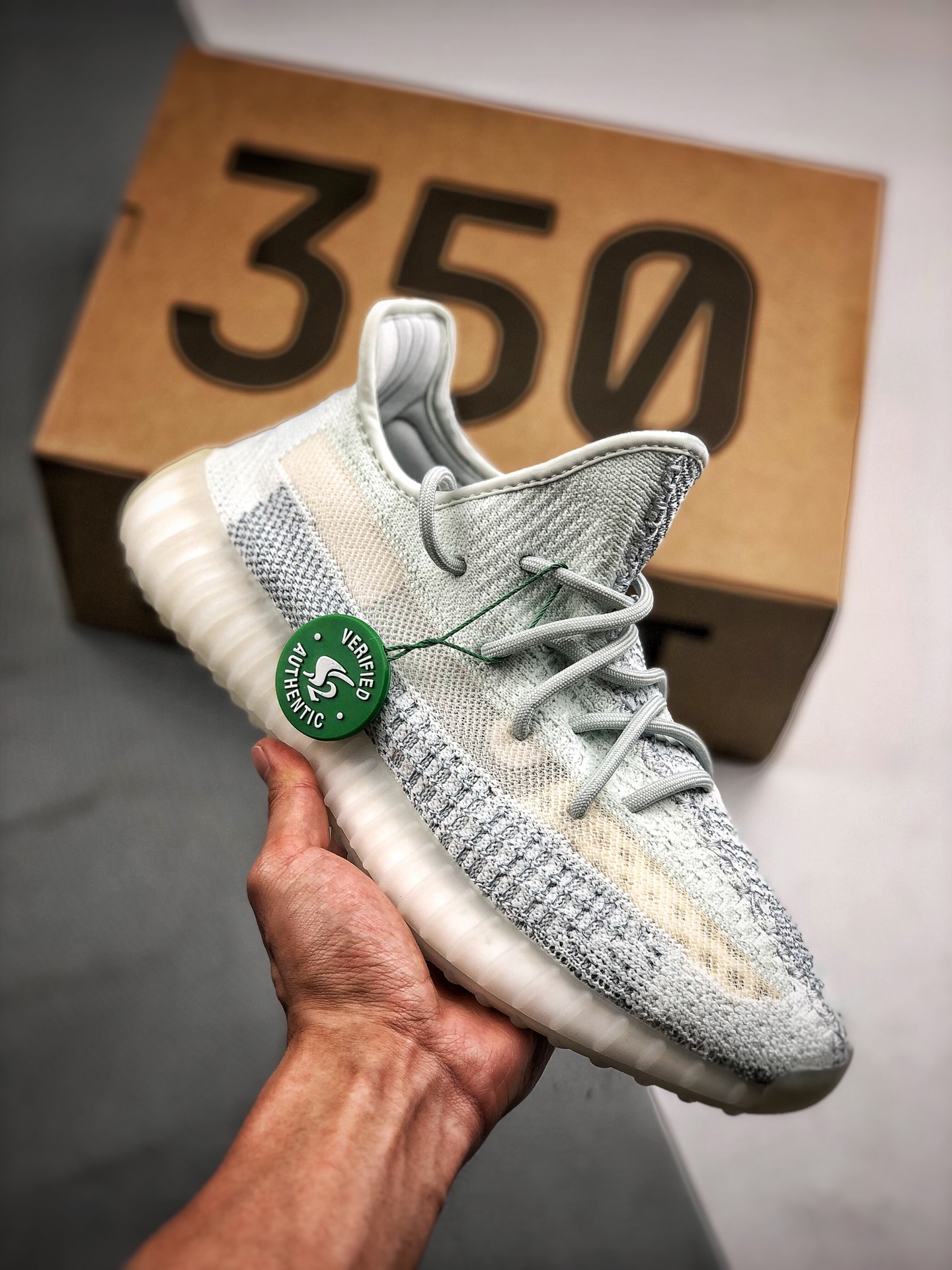 adidas Yeezy Boost 350 V2 Cloud White