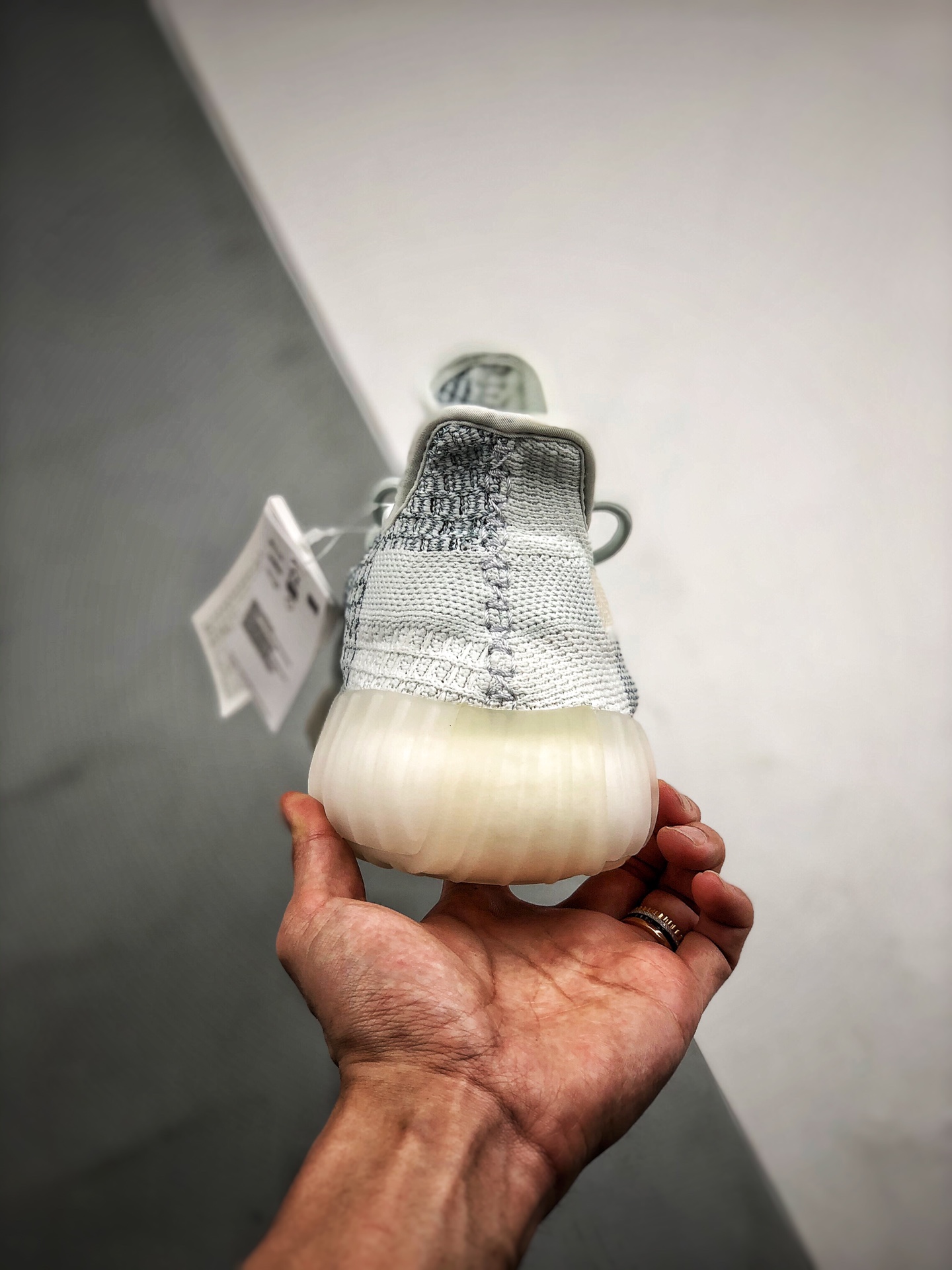 adidas Yeezy Boost 350 V2 Cloud White