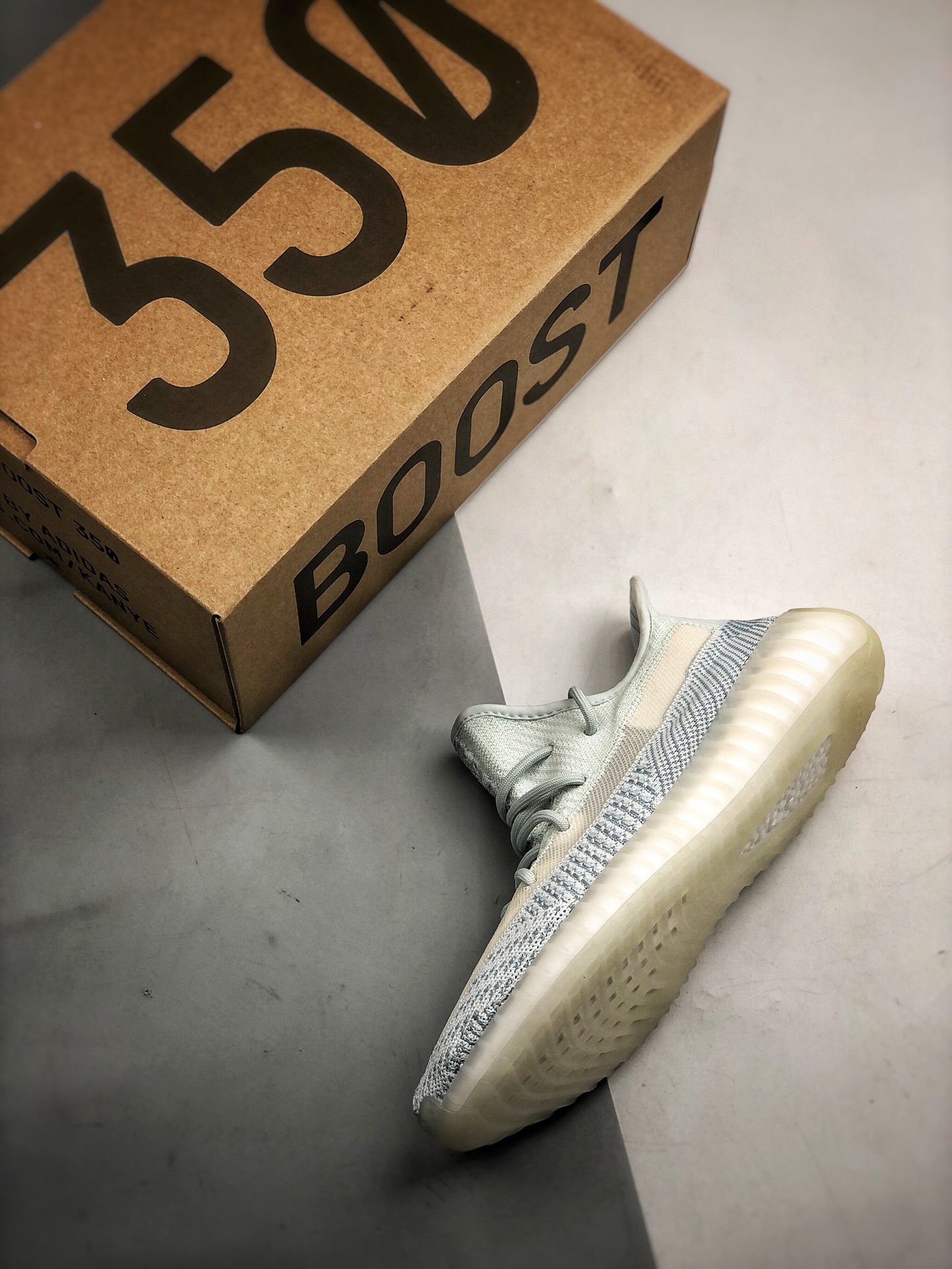 adidas Yeezy Boost 350 V2 Cloud White (Reflective)