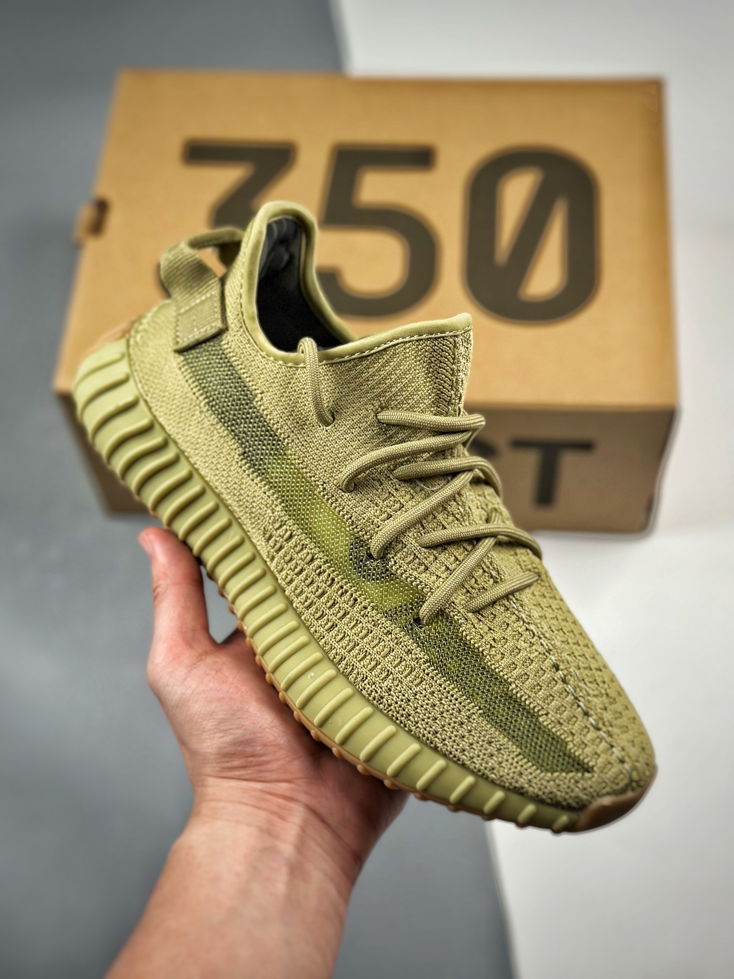 adidas Yeezy Boost 350 V2 Sulfur