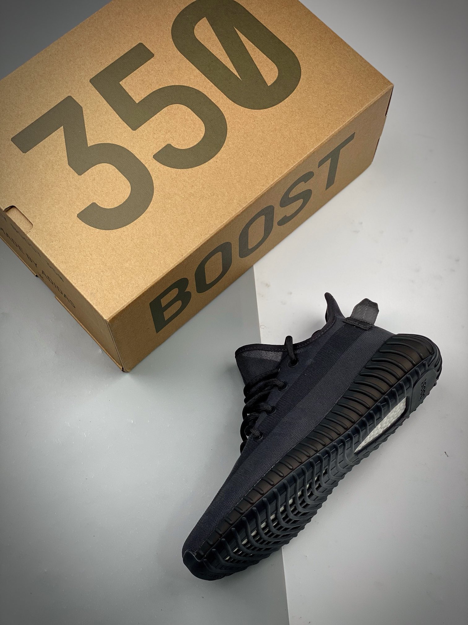 adidas Yeezy Boost 350 V2 Mono Cinder