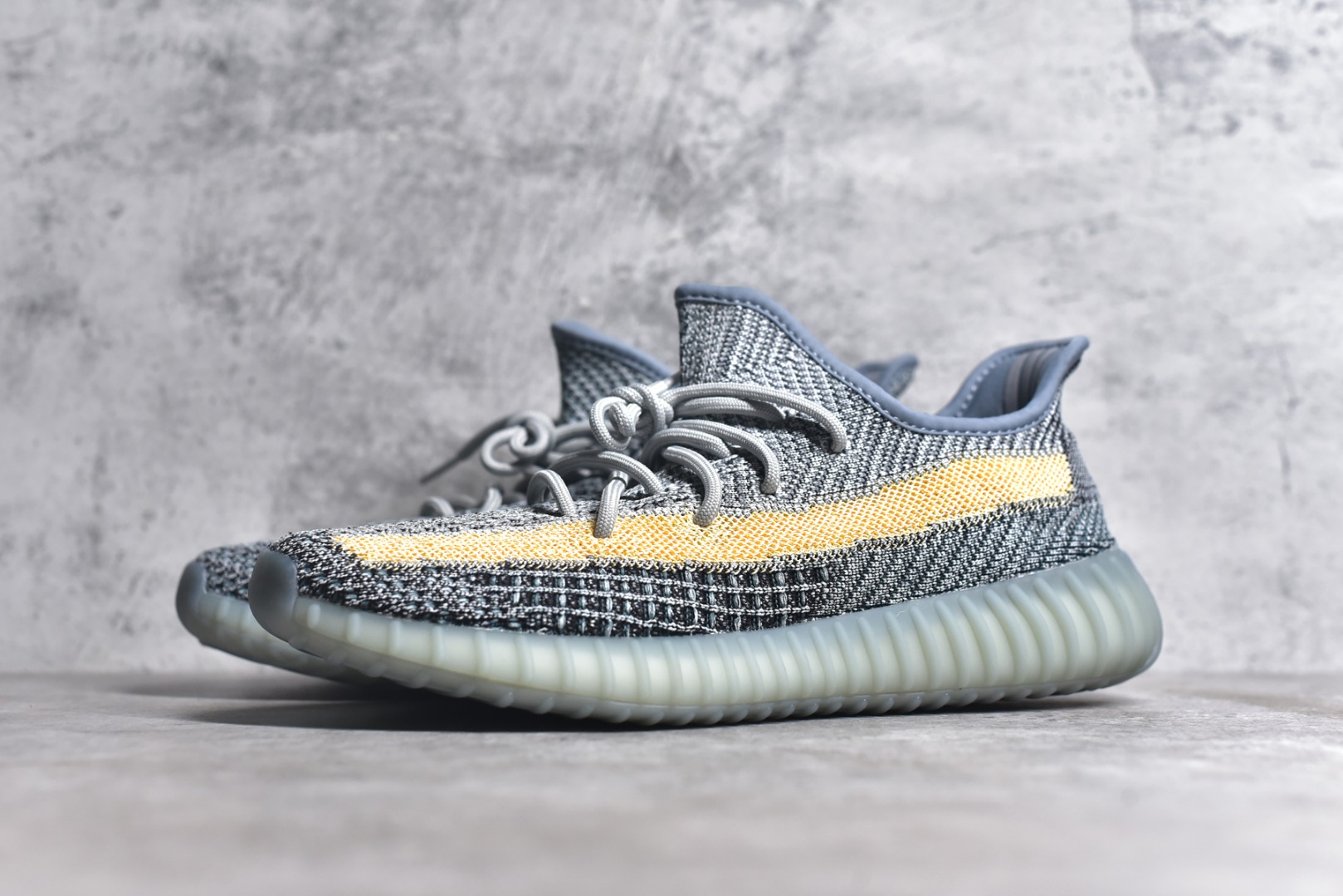 adidas Yeezy Boost 350 V2 Ash Blue