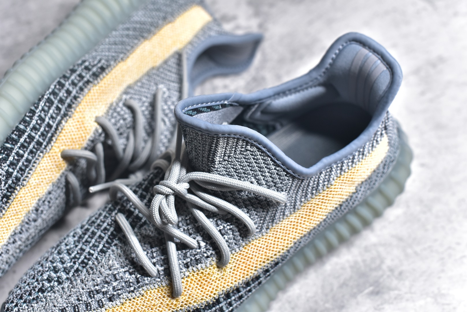 adidas Yeezy Boost 350 V2 Ash Blue