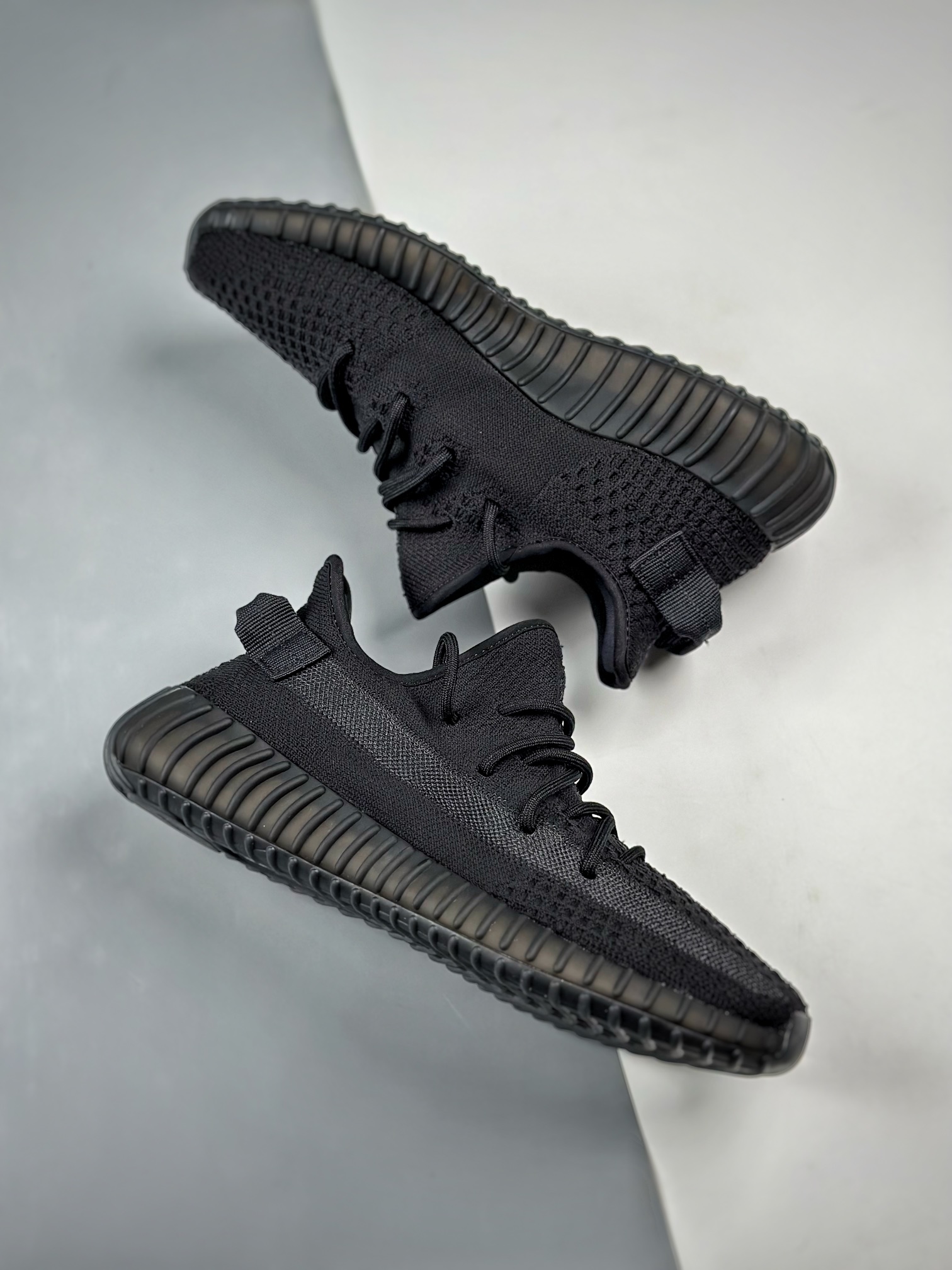 adidas Yeezy Boost 350 V2 Onyx