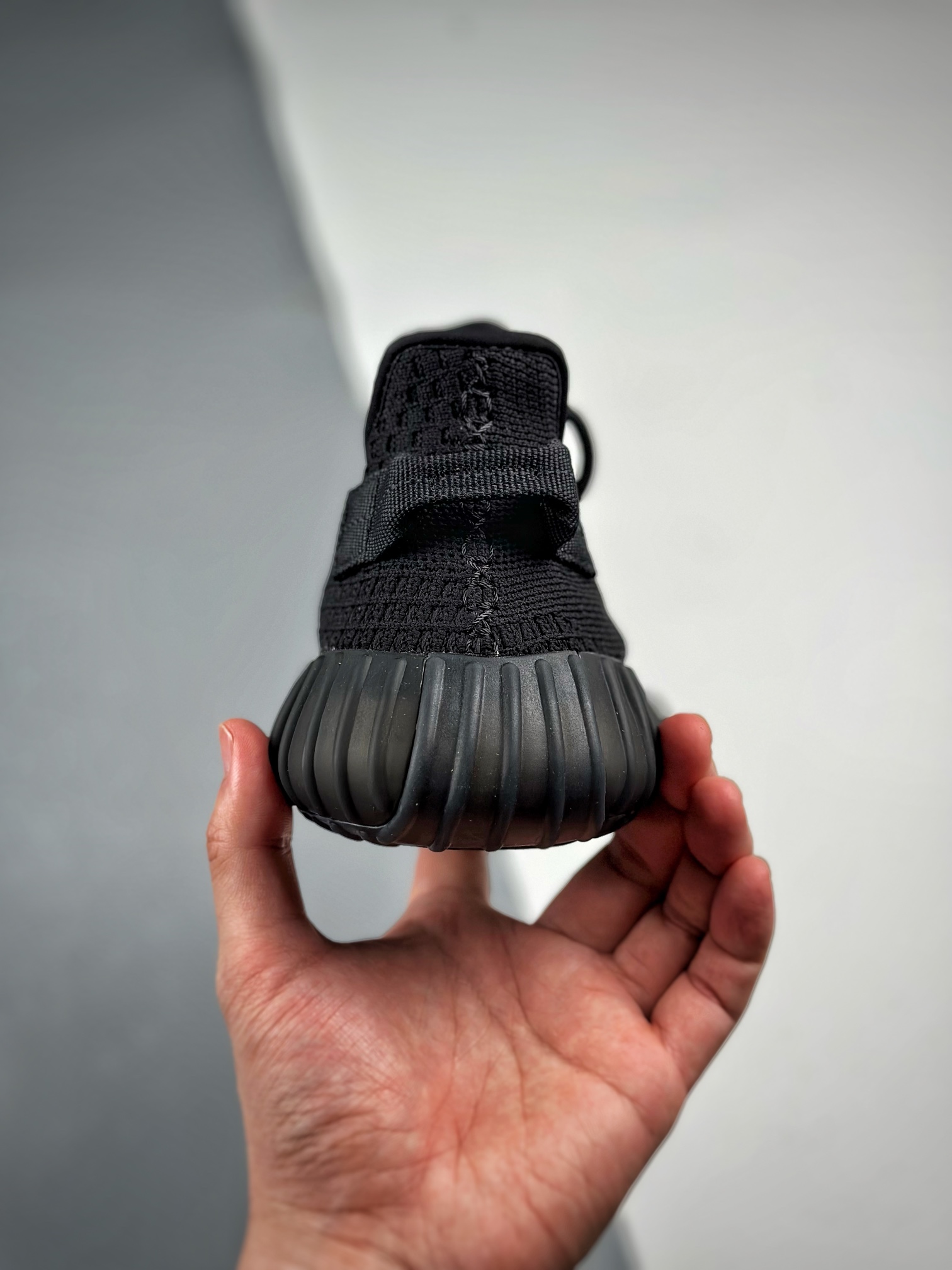 adidas Yeezy Boost 350 V2 Onyx