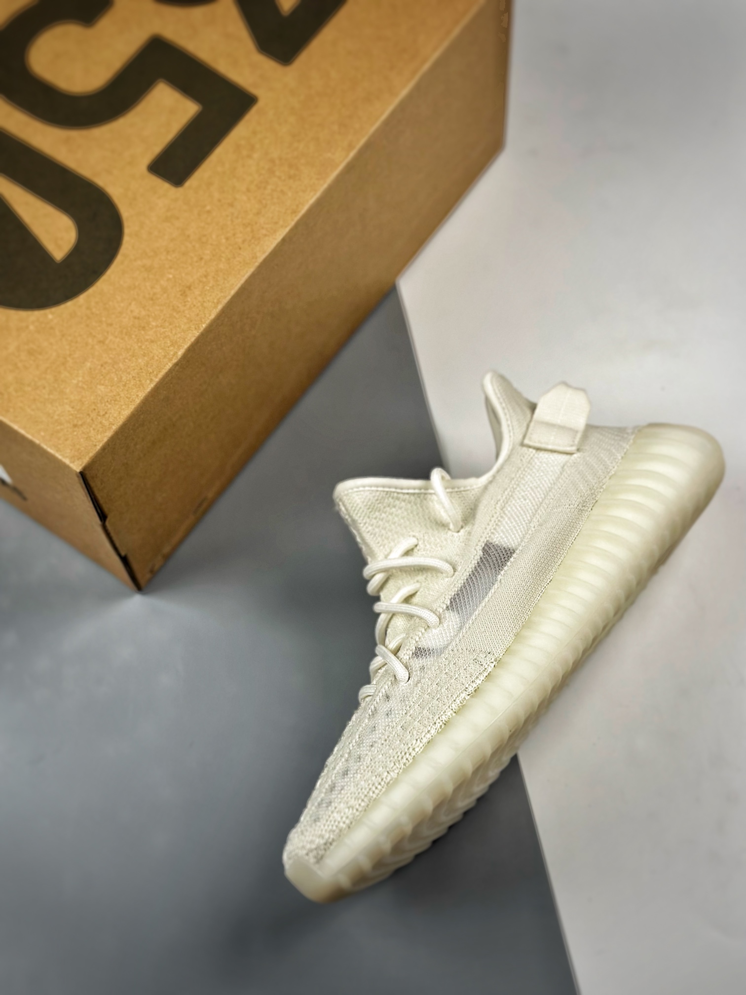 adidas Yeezy Boost 350 V2 Bone