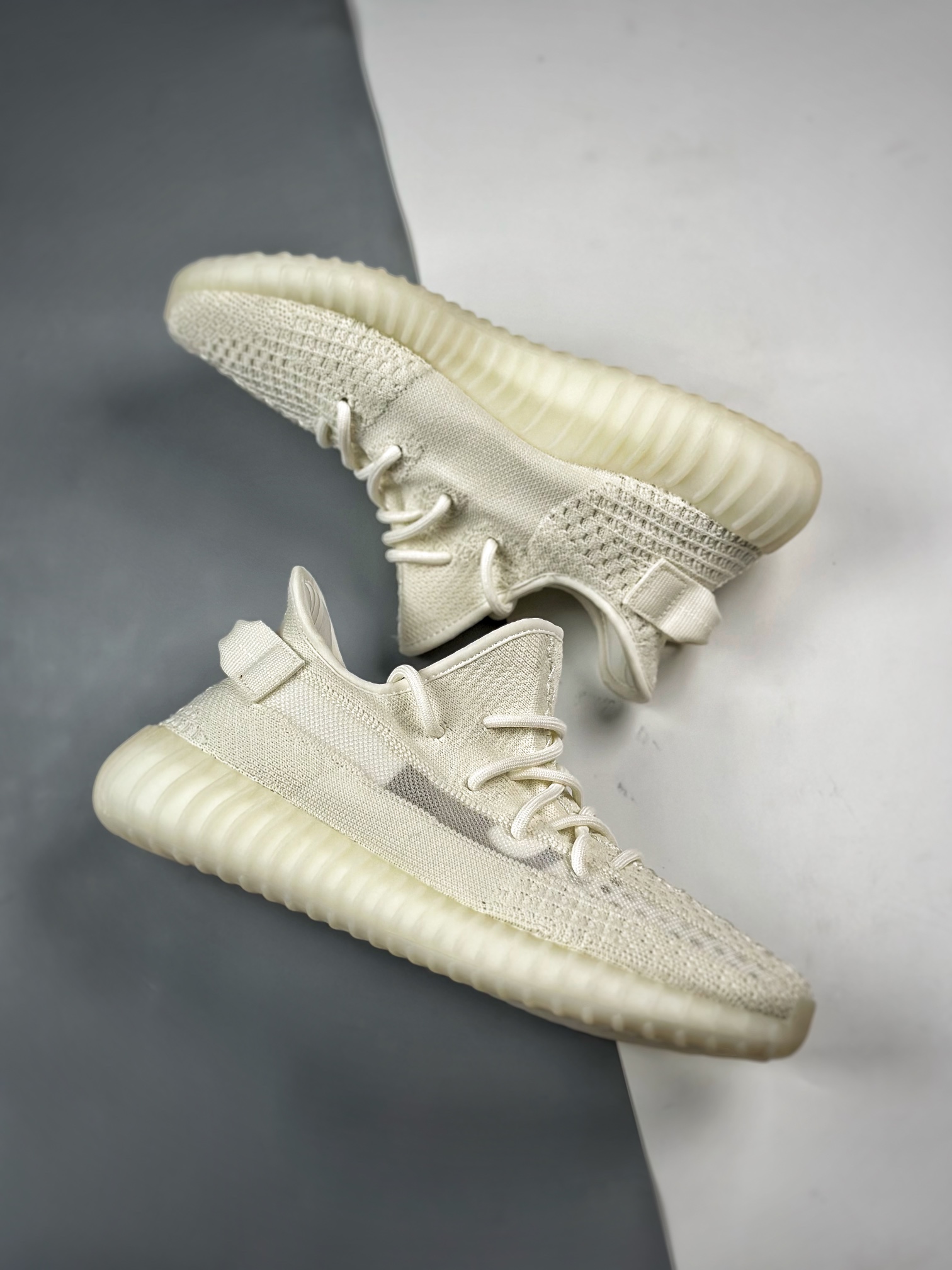 adidas Yeezy Boost 350 V2 Bone