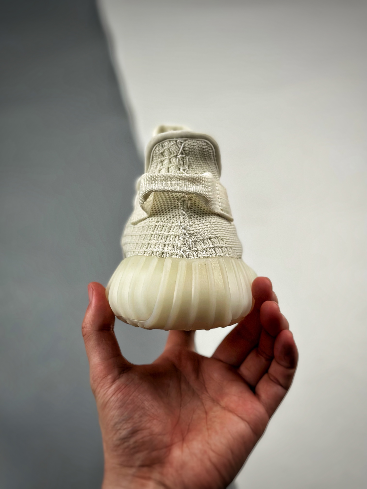 adidas Yeezy Boost 350 V2 Bone