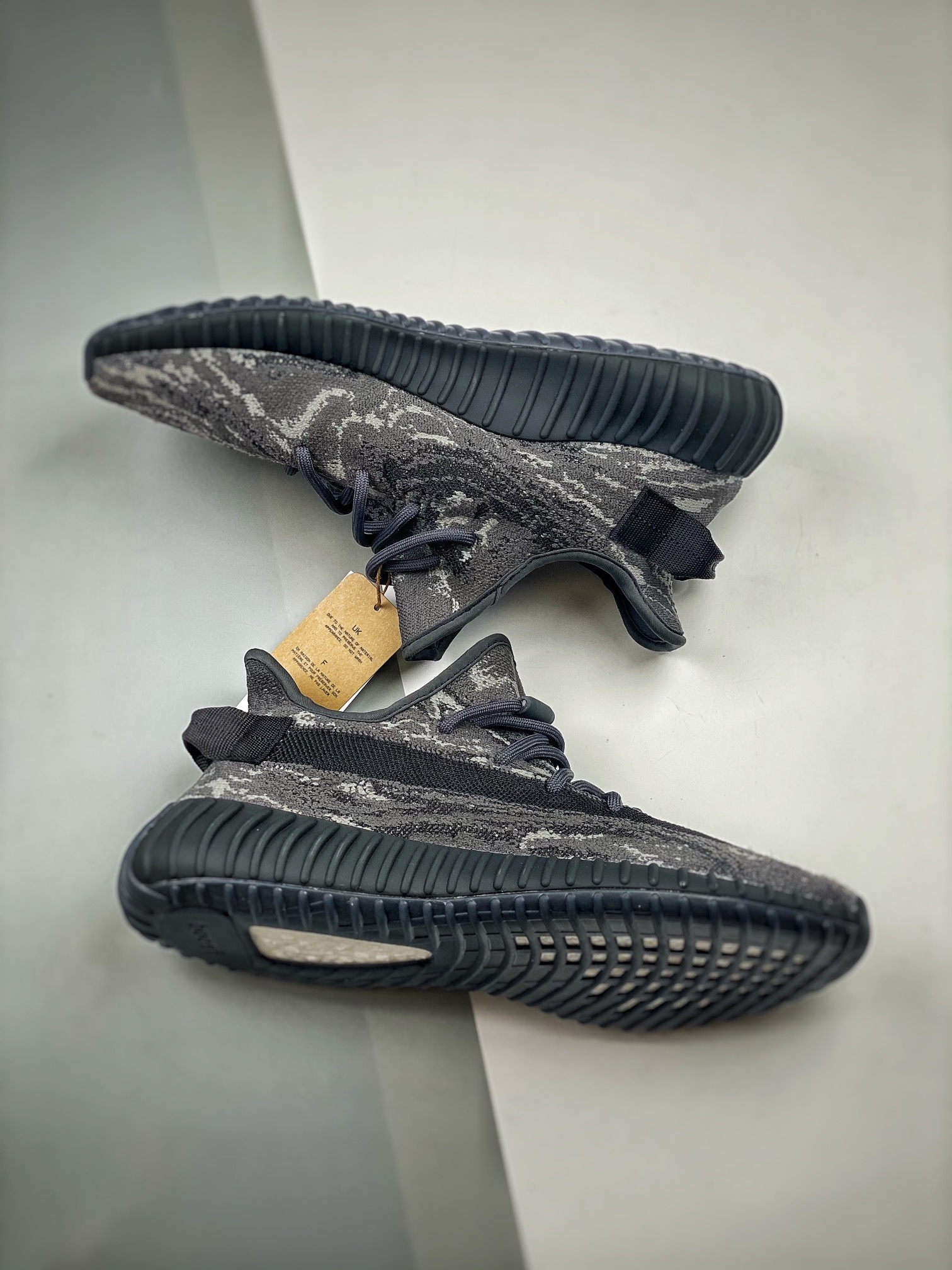 adidas Yeezy Boost 350 V2 MX Dark Salt